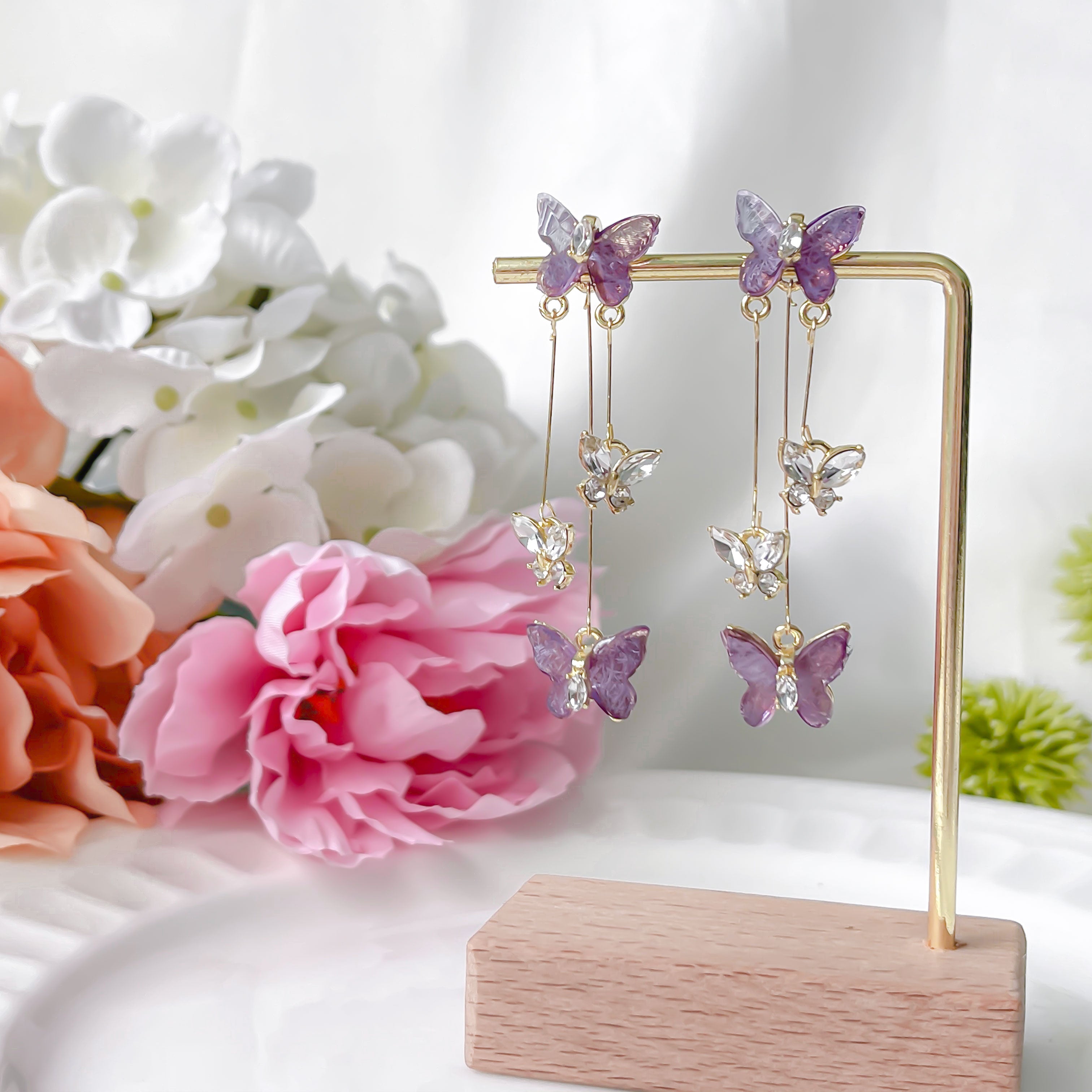 Silver Lavender Butterfly Huggie Earrings | Lavender butterfly, Lavender  aesthetic, Purple aesthetic